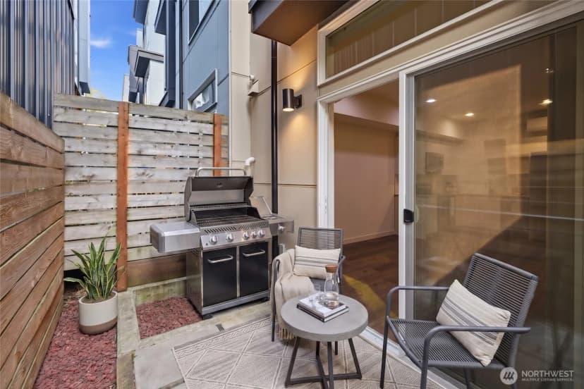 Property photo for 1801 20th Avenue #b, Seattle photo 21