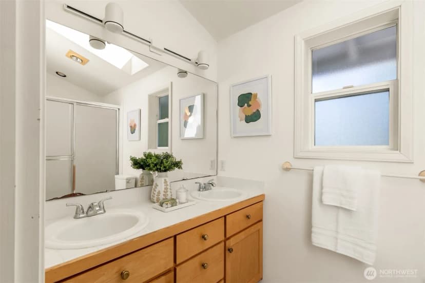 Property photo for 16273 Reitan Road Ne, Bainbridge Island photo 24