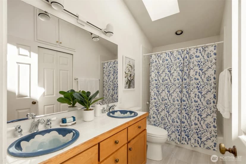 Property photo for 16273 Reitan Road Ne, Bainbridge Island photo 26
