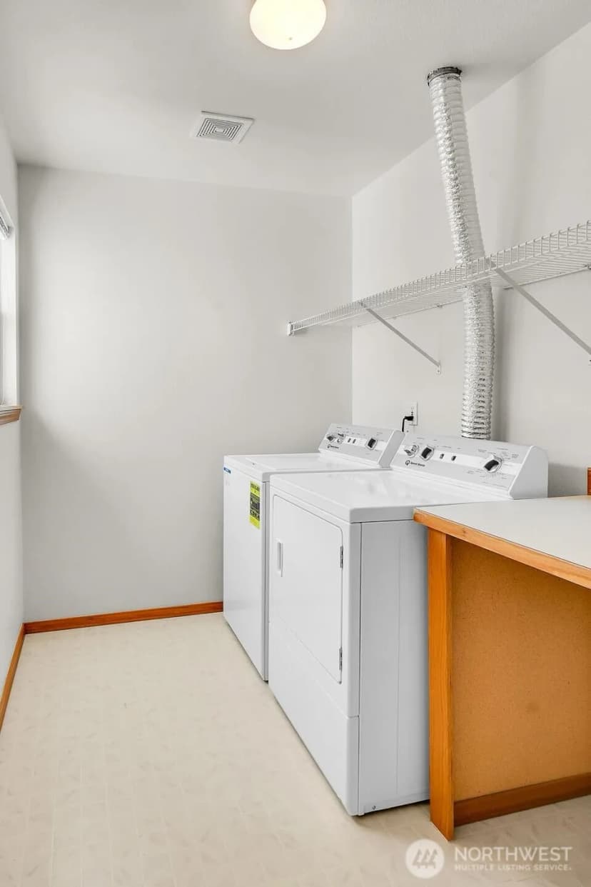 Property photo for 18710 22nd Drive Se, Bothell photo 15