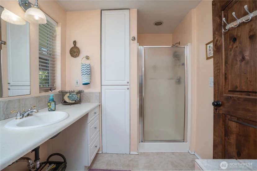 Property photo for 24201 42nd Avenue E, Spanaway photo 17