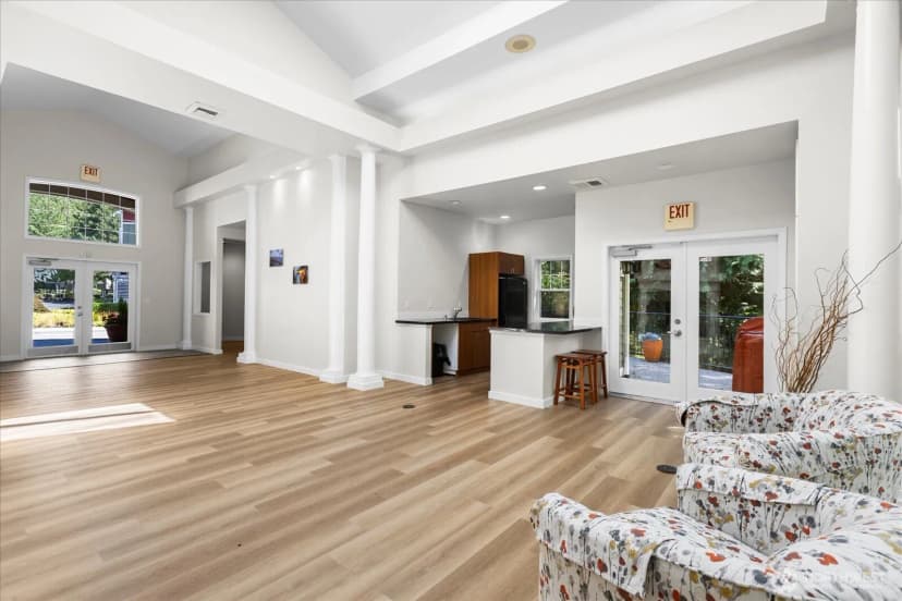 Property photo for 7711 Ne 175th Street #f202, Kenmore photo 19