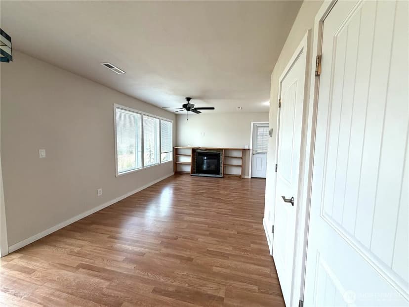 Property photo for 62 Heron Loop, Republic photo 11
