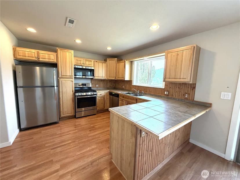Property photo for 62 Heron Loop, Republic photo 13