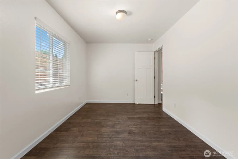 Property photo for 610 Bertha Avenue, Bremerton photo 16