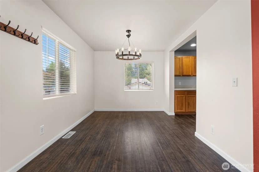 Property photo for 610 Bertha Avenue, Bremerton photo 9