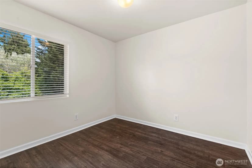 Property photo for 610 Bertha Avenue, Bremerton photo 18