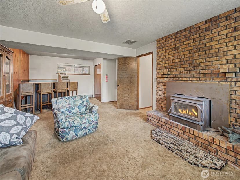 Property photo for 5310 W Tapps Drive E, Lake Tapps photo 22