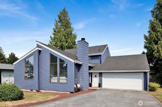 Property photo for 6078 Sunshine Drive, Ferndale photo 2