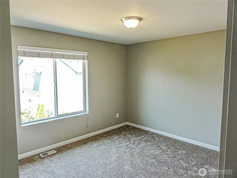 Property photo for 4368 Chatterton Avenue Sw, Port Orchard photo 14