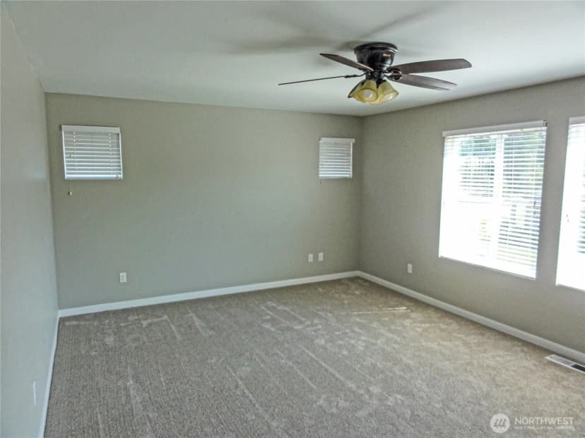 Property photo for 4368 Chatterton Avenue Sw, Port Orchard photo 10