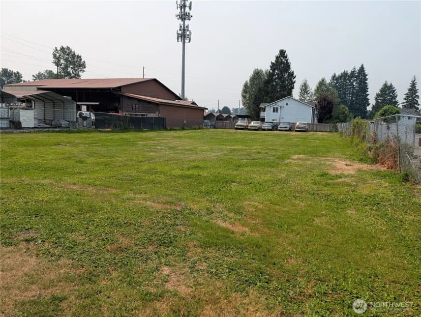 Property photo for 7828 47th Avenue Ne, Marysville photo 7