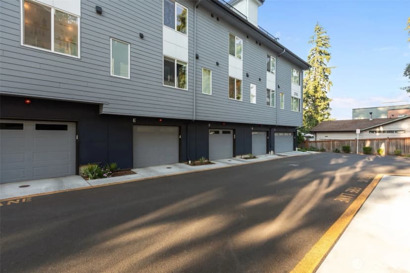 Property photo for 2150 N 147th Street #e, Shoreline photo 39