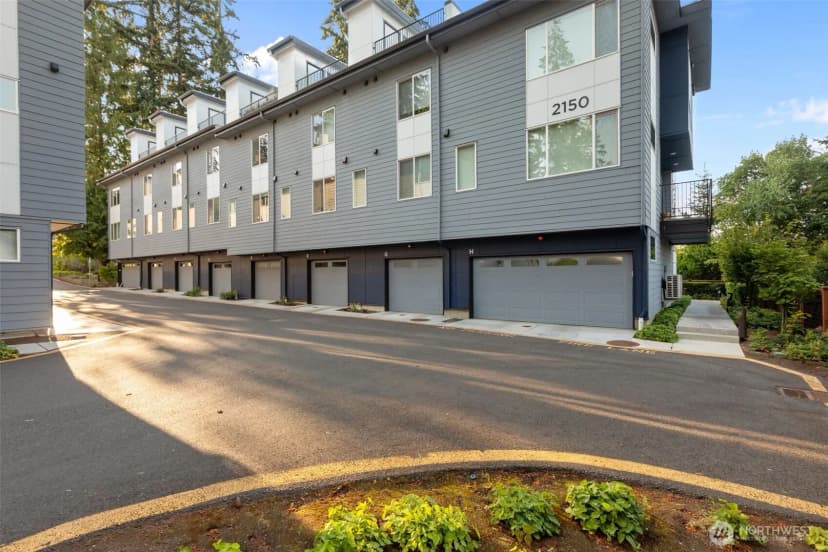 Property photo for 2150 N 147th Street #e, Shoreline photo 40