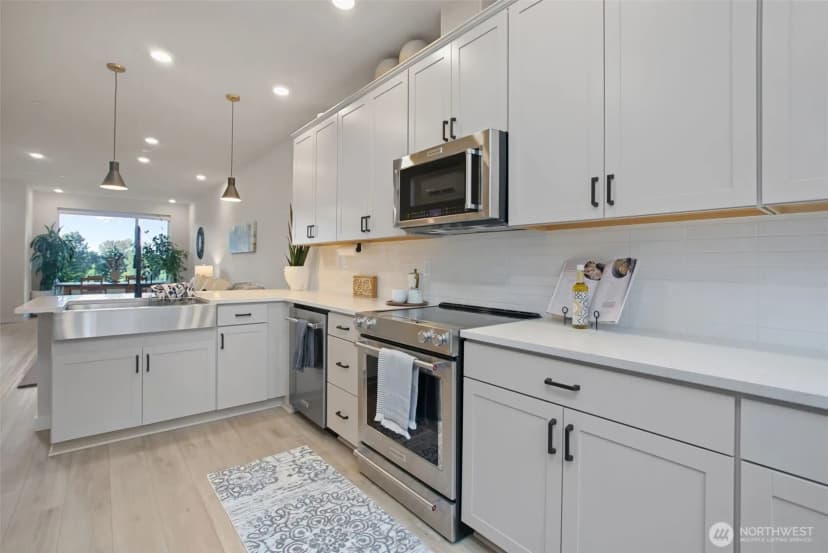 Property photo for 2150 N 147th Street #e, Shoreline photo 17