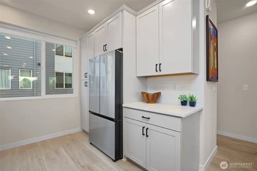 Property photo for 2150 N 147th Street #e, Shoreline photo 15