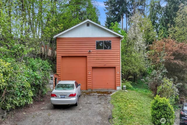 Property photo for 119 N 205th Street, Shoreline photo 4