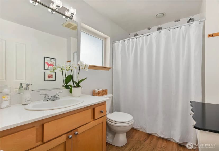 Property photo for 5615 Fauntleroy Way Sw, Seattle photo 23