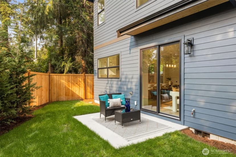 Property photo for 13637 103rd Avenue Ne, Kirkland photo 32