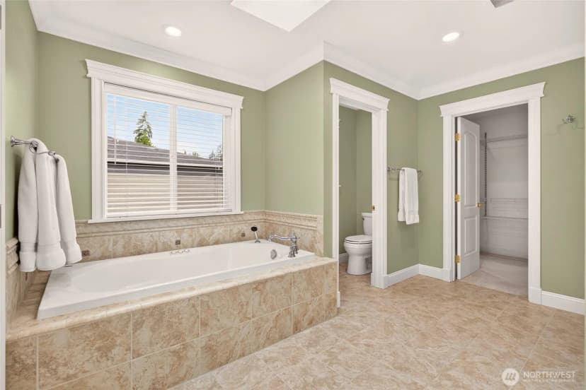 Property photo for 15516 56th Avenue W, Edmonds photo 24