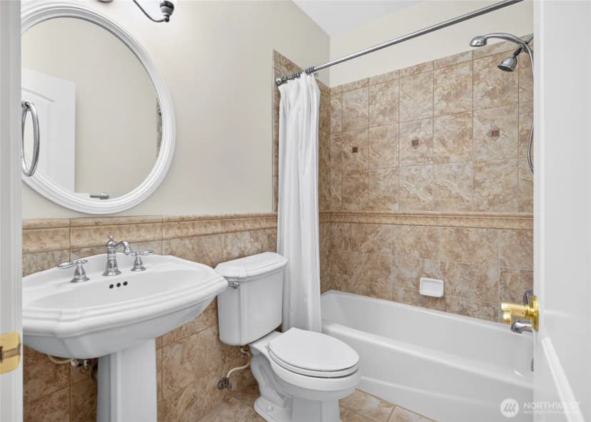 Property photo for 15516 56th Avenue W, Edmonds photo 20