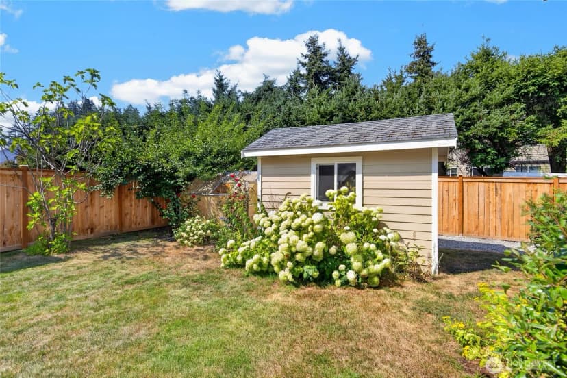 Property photo for 15516 56th Avenue W, Edmonds photo 37