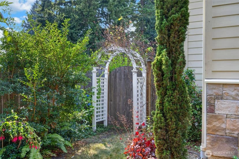 Property photo for 15516 56th Avenue W, Edmonds photo 36
