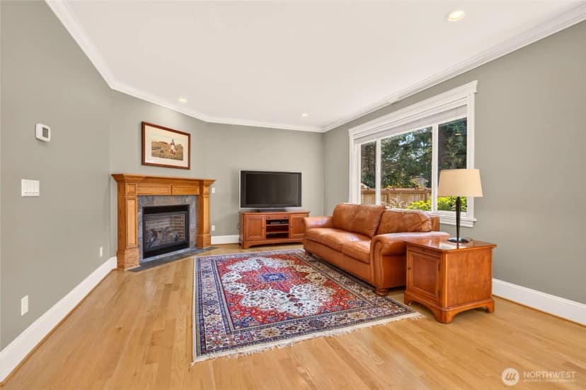 Property photo for 15516 56th Avenue W, Edmonds photo 18