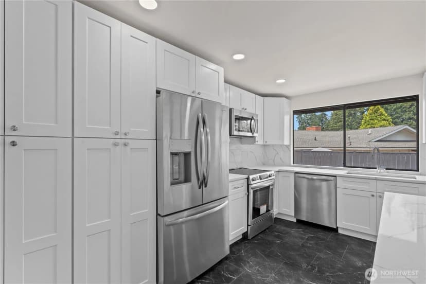 Property photo for 3010 Sw 325th Place, Federal Way photo 11