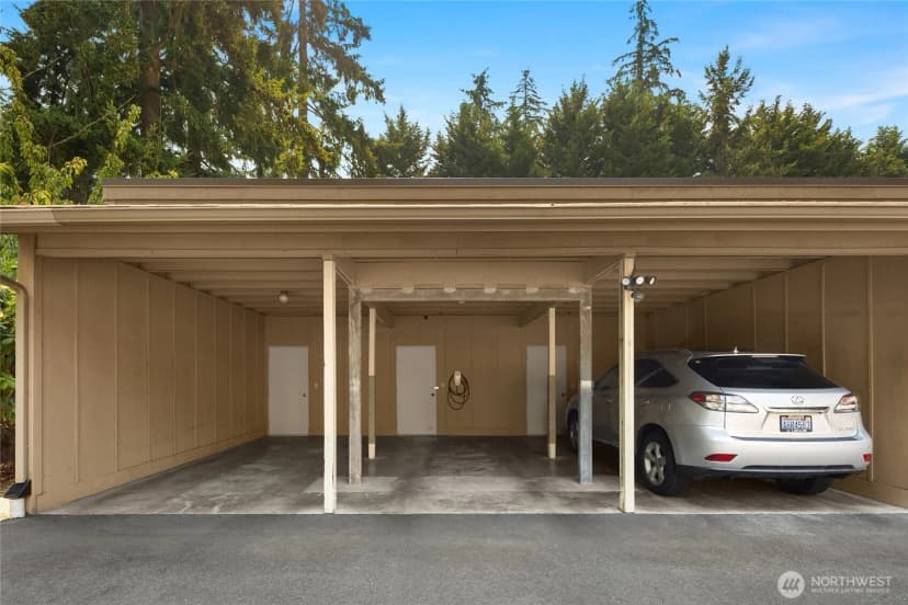 Property photo for 14651 Ne 40th Street #f5, Bellevue photo 23