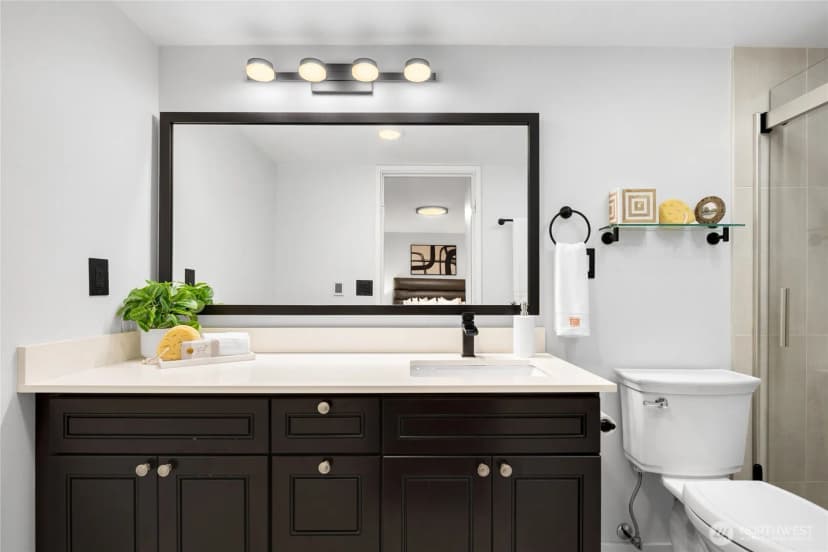 Property photo for 14651 Ne 40th Street #f5, Bellevue photo 17
