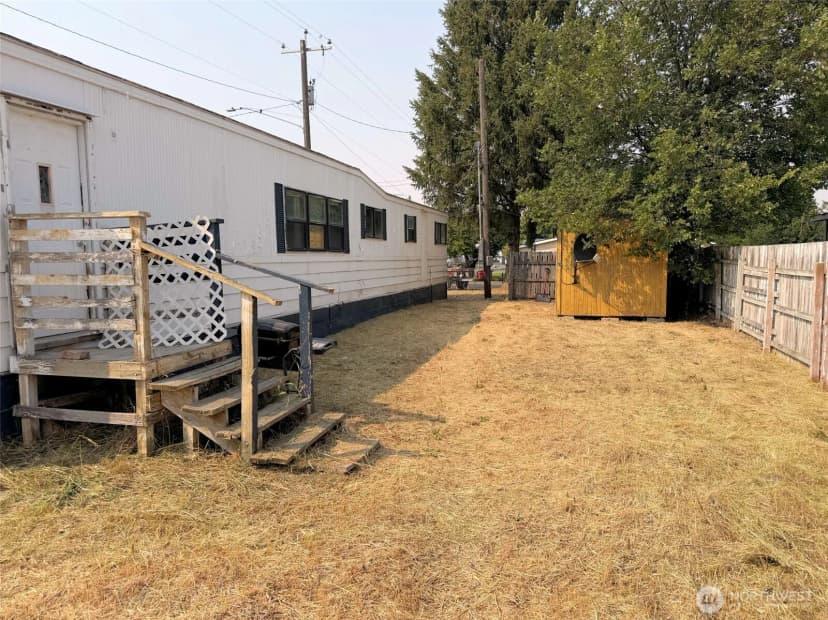 Property photo for 1103 3rd Street, Davenport photo 6