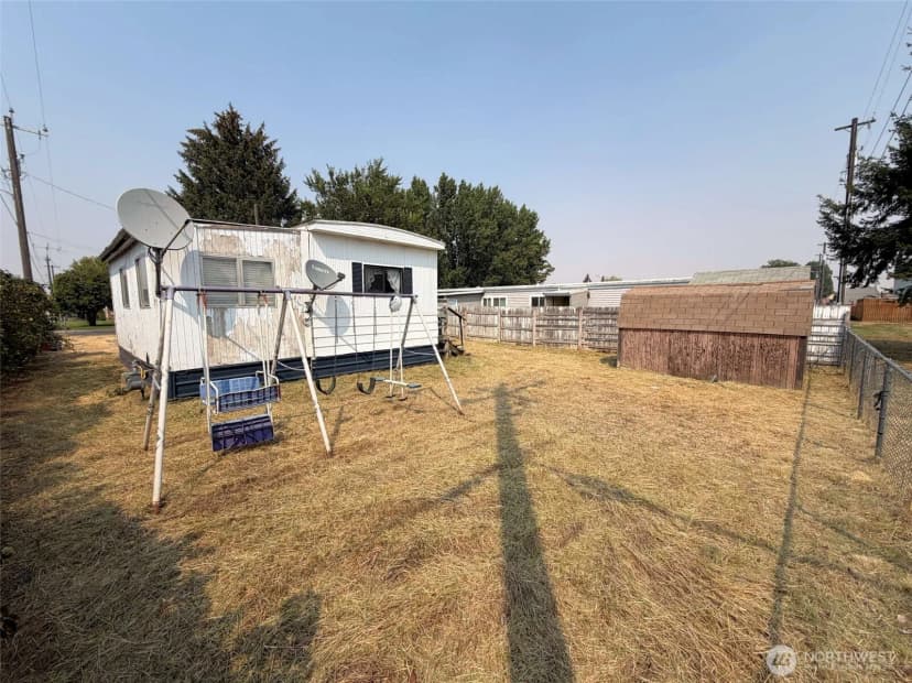 Property photo for 1103 3rd Street, Davenport photo 10