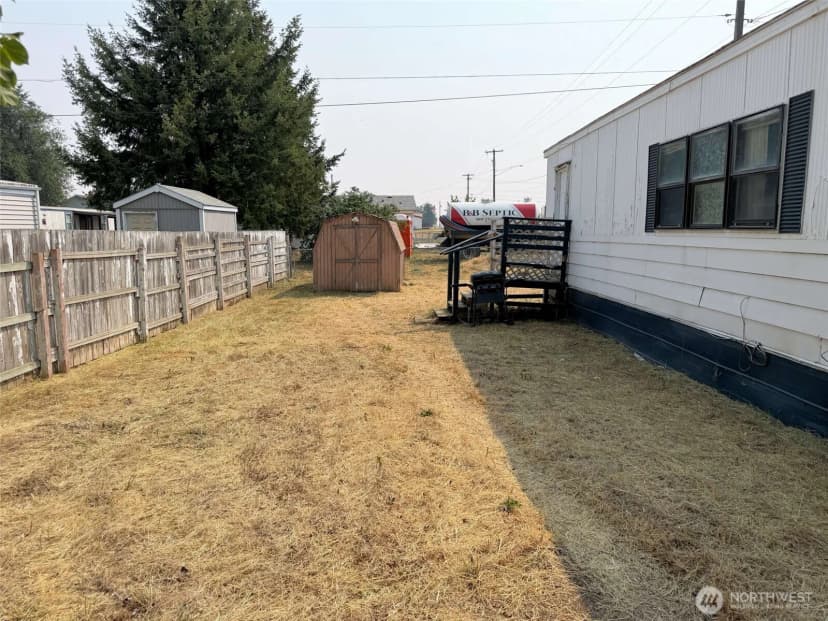 Property photo for 1103 3rd Street, Davenport photo 5