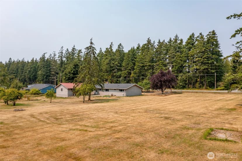 Property photo for 216 E Sleeper Road, Oak Harbor photo 29