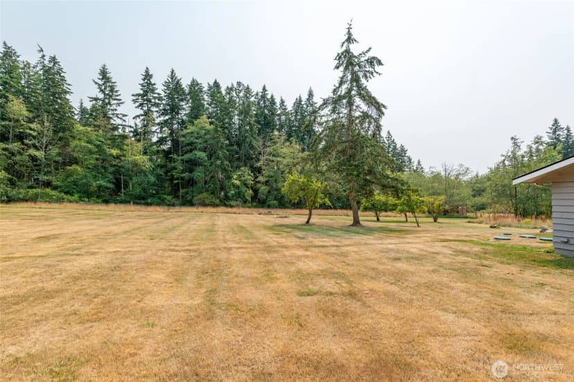 Property photo for 216 E Sleeper Road, Oak Harbor photo 30