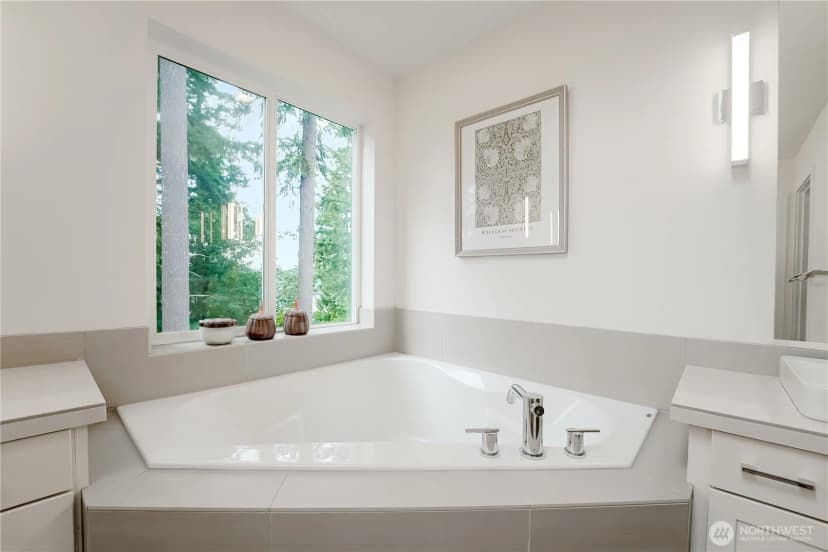 Property photo for 825 206th Avenue Ne, Sammamish photo 26