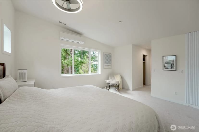 Property photo for 825 206th Avenue Ne, Sammamish photo 23