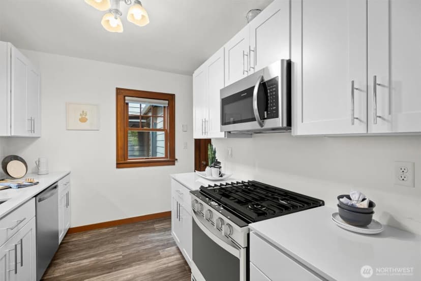 Property photo for 1417 Martin Luther King Jr Way, Seattle photo 16