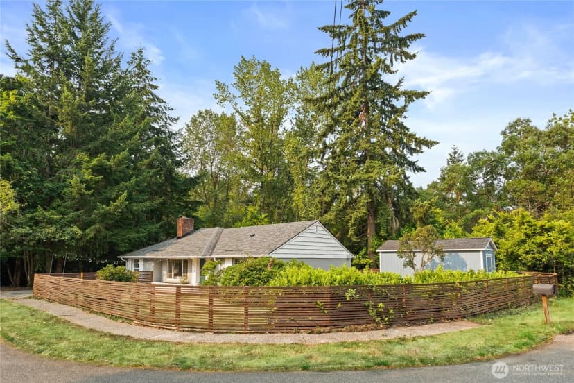 Property photo for 16563 18th Avenue Ne, Shoreline photo 28