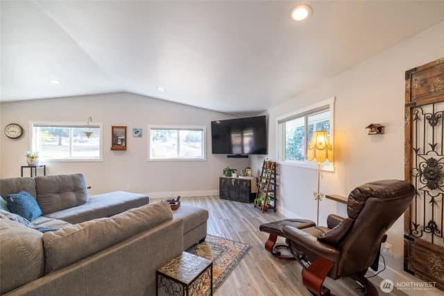 Property photo for 361 Penning Road, Chehalis photo 5