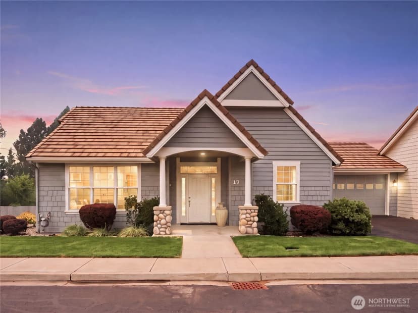 Property photo for 1494 Eastmont Avenue #17, East Wenatchee