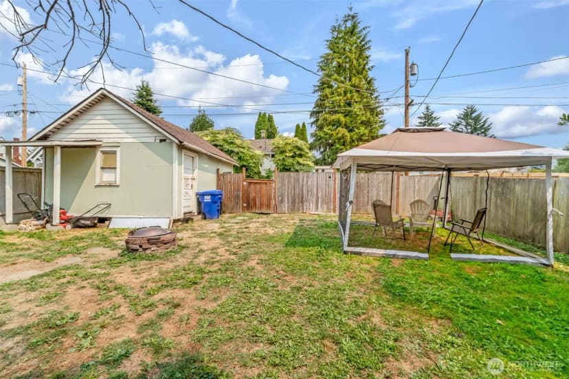 Property photo for 2309 Mcdougall Avenue, Everett photo 33
