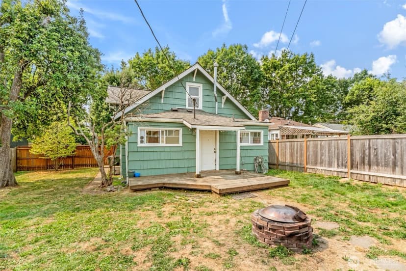 Property photo for 2309 Mcdougall Avenue, Everett photo 30
