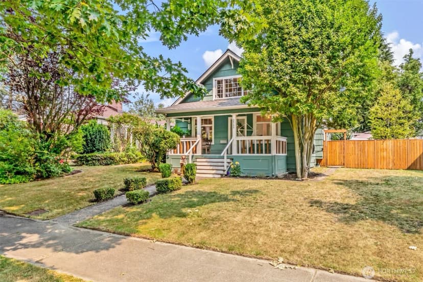 Property photo for 2309 Mcdougall Avenue, Everett