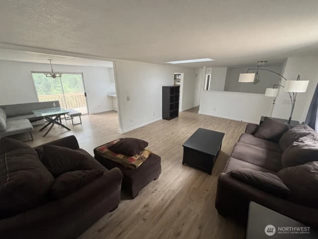 Property photo for 34418 54th Avenue S, Auburn photo 3