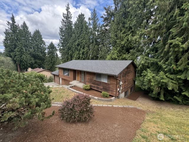 Property photo for 34418 54th Avenue S, Auburn photo 2
