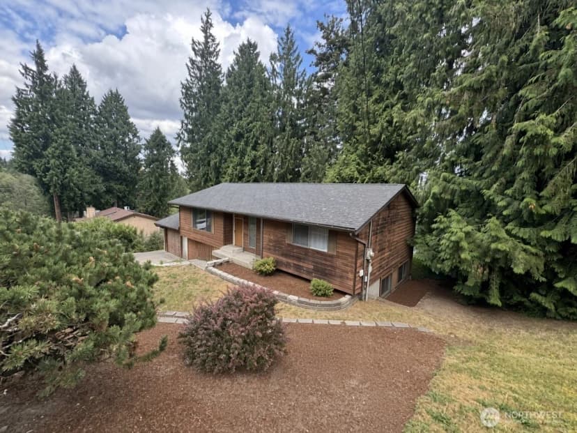 Property photo for 34418 54th Avenue S, Auburn photo 2