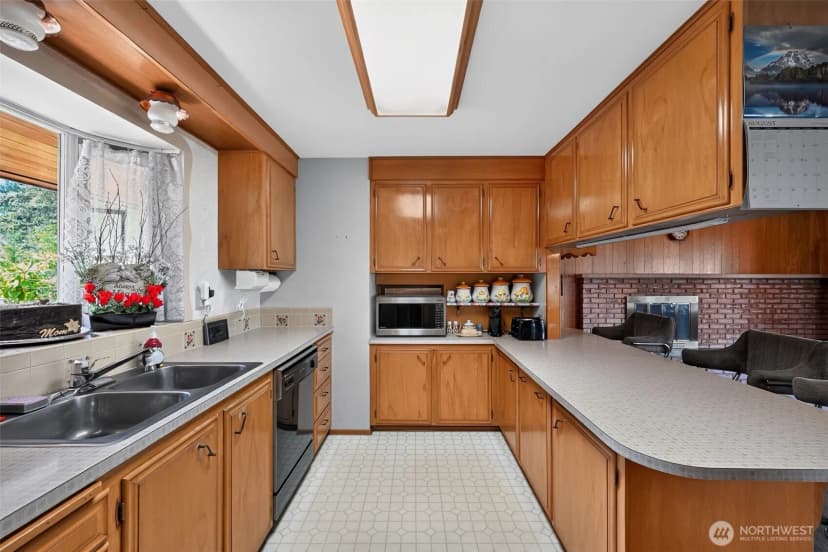 Property photo for 14109 Serene Way, Lynnwood photo 15