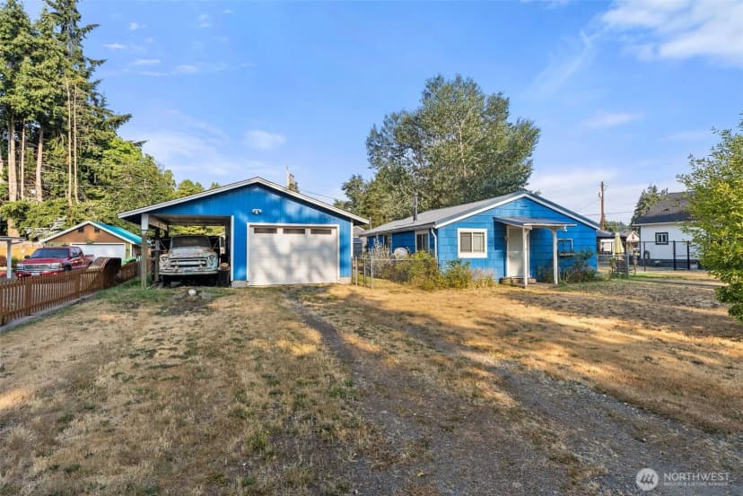 Property photo for 1811 Beach Street, Centralia photo 2